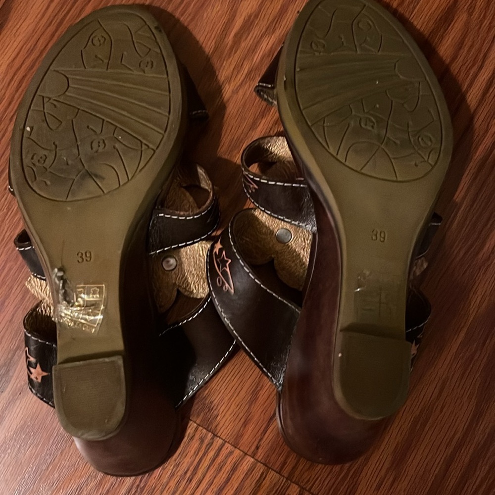 Spring step sandal - Picture 3 of 6